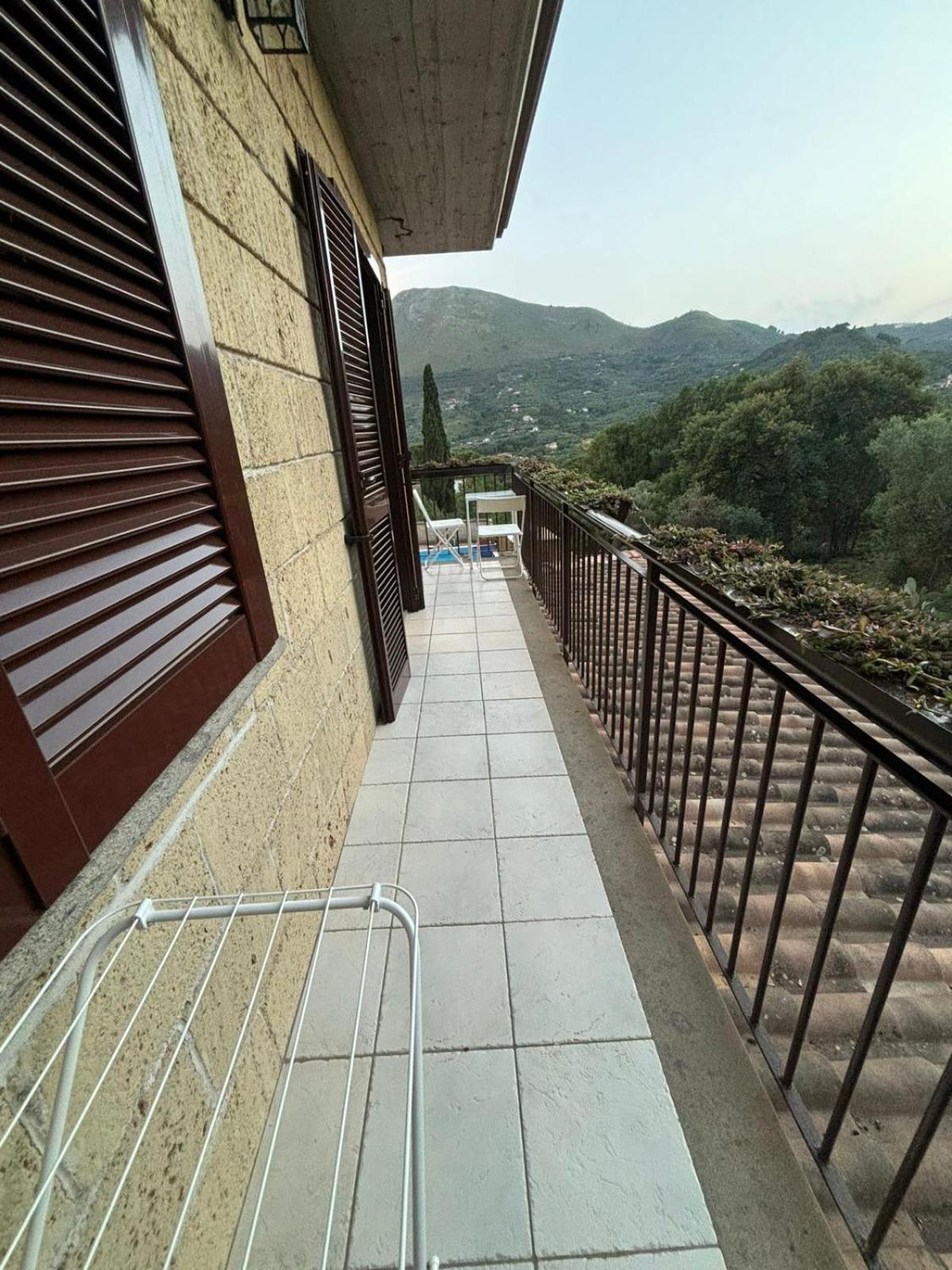 Domus Arco Romano Guest House Itri Exterior foto