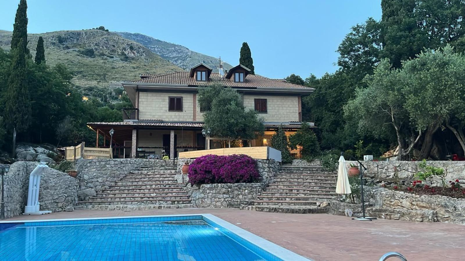 Domus Arco Romano Guest House Itri Exterior foto